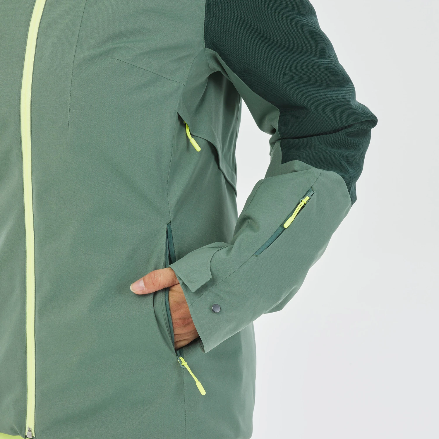 WEDZE Women's Ski Jacket - 500 Green 7 WEDZE Women's Ski Jacket - 500 Green - Image 7