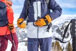 WEDZE Freeride Ski Back Protector Backpack - FR 500 -WEDZE SHOP freeride ski backpack with back protector fr 500 grey 17