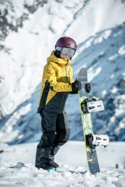 Kids’ Snowboard Jacket – SNB 500 Yellow 34 Kids’ Snowboard Jacket – SNB 500 Yellow -WEDZE SHOP kids snowboard jacket snb 500 yellow 15