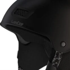 Ski And Snowboard Helmet - H-FS 300 Black 17 Ski And Snowboard Helmet - H-FS 300 Black -WEDZE SHOP ski and snowboard helmet h fs 300 black 4